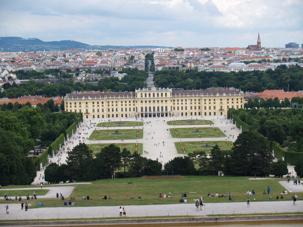 Vue du château du haut de la Goélette